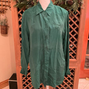 Vintage O'Kief & O'Kief green silk blouse embroidered cat pattern Size Small